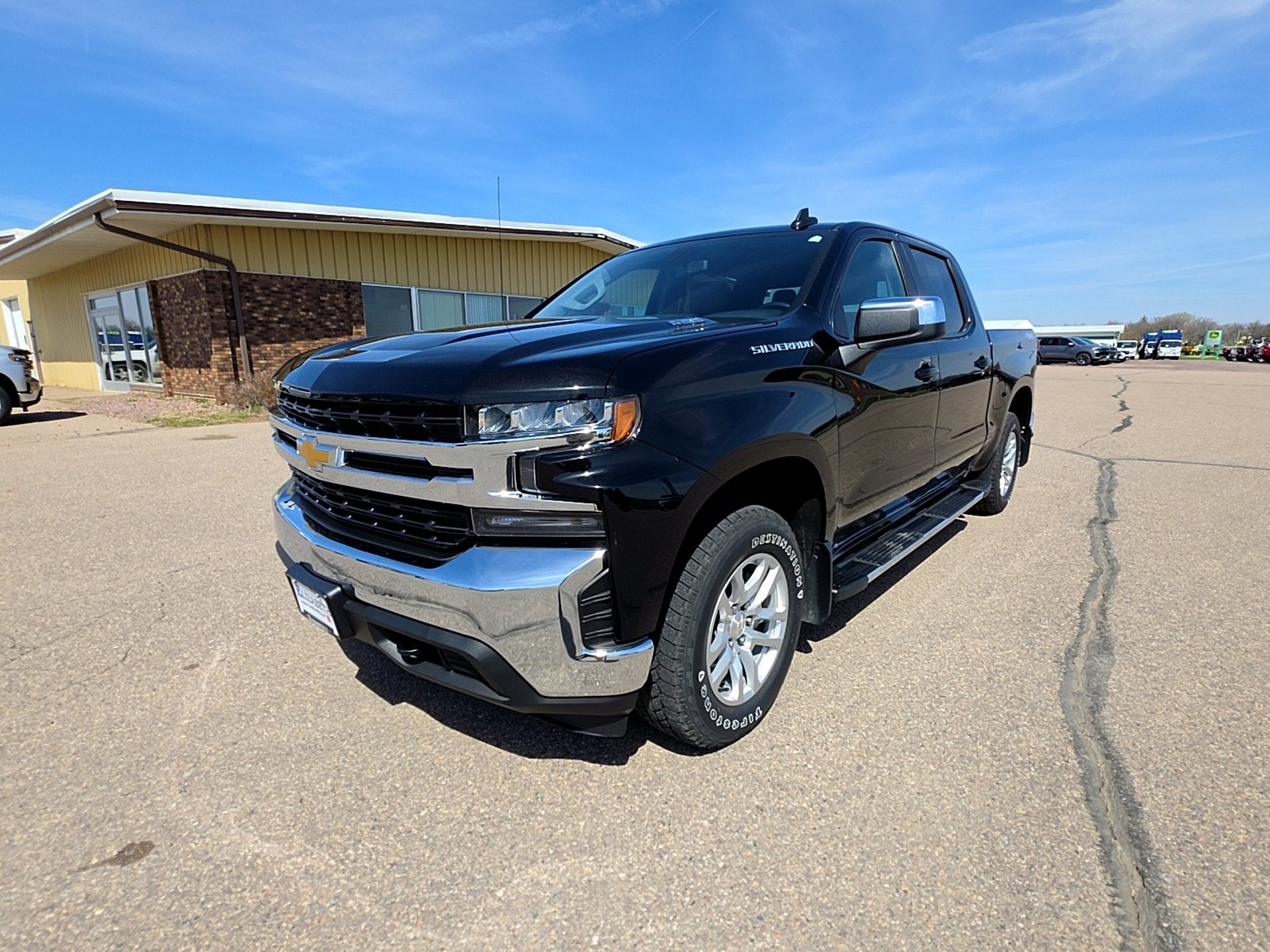 2021 Chevrolet Silverado 1500 LT in Mosaic Black Metallic — front three-quarter view